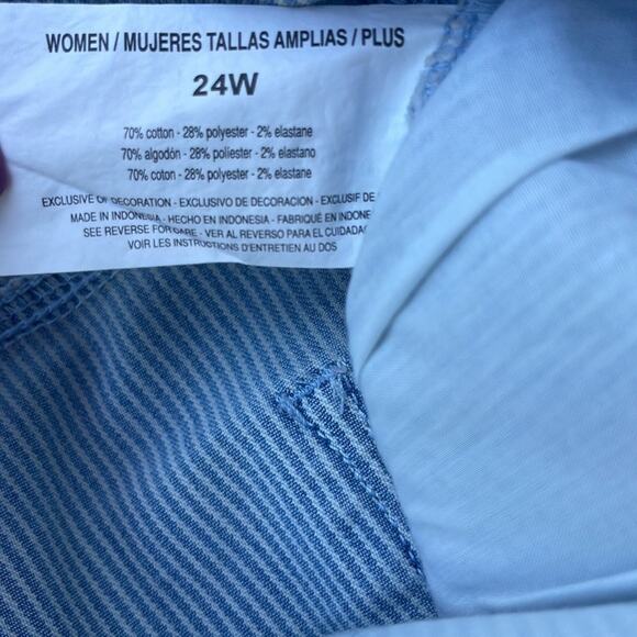 Gloria Vanderbilt blue & white striped shorts size 24W NEW - Picture 3 of 8